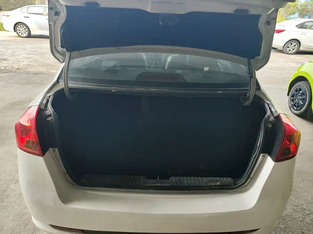 Buick Excelle — миниатюра 19