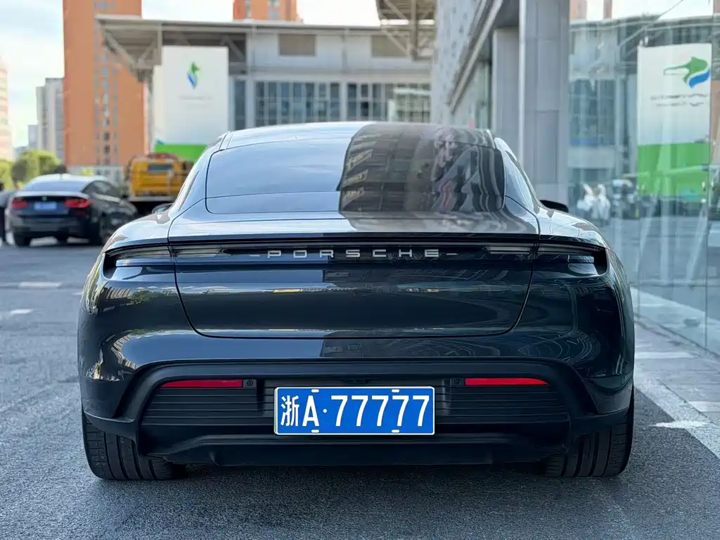 Porsche Taycan 2019 Taycan 4S