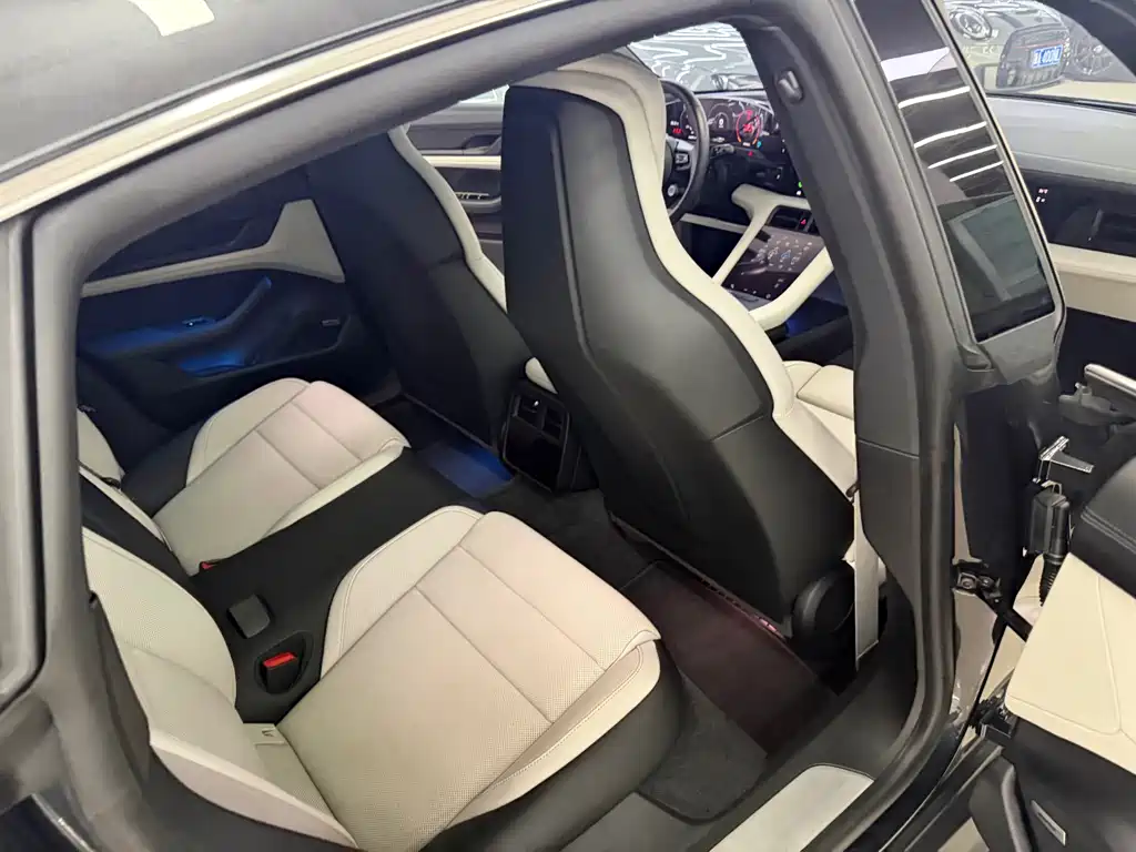 Porsche Taycan 2019 Taycan 4S