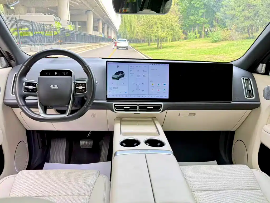Li Auto Li L8 — миниатюра 8