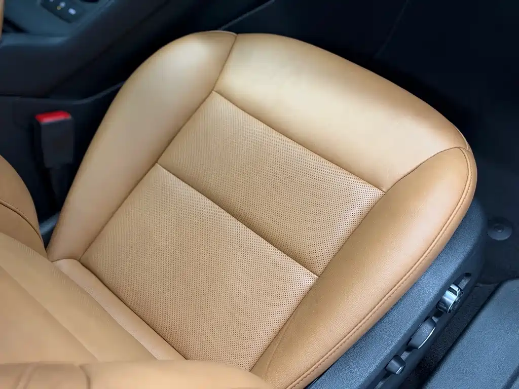 Cadillac XT4 — миниатюра 21