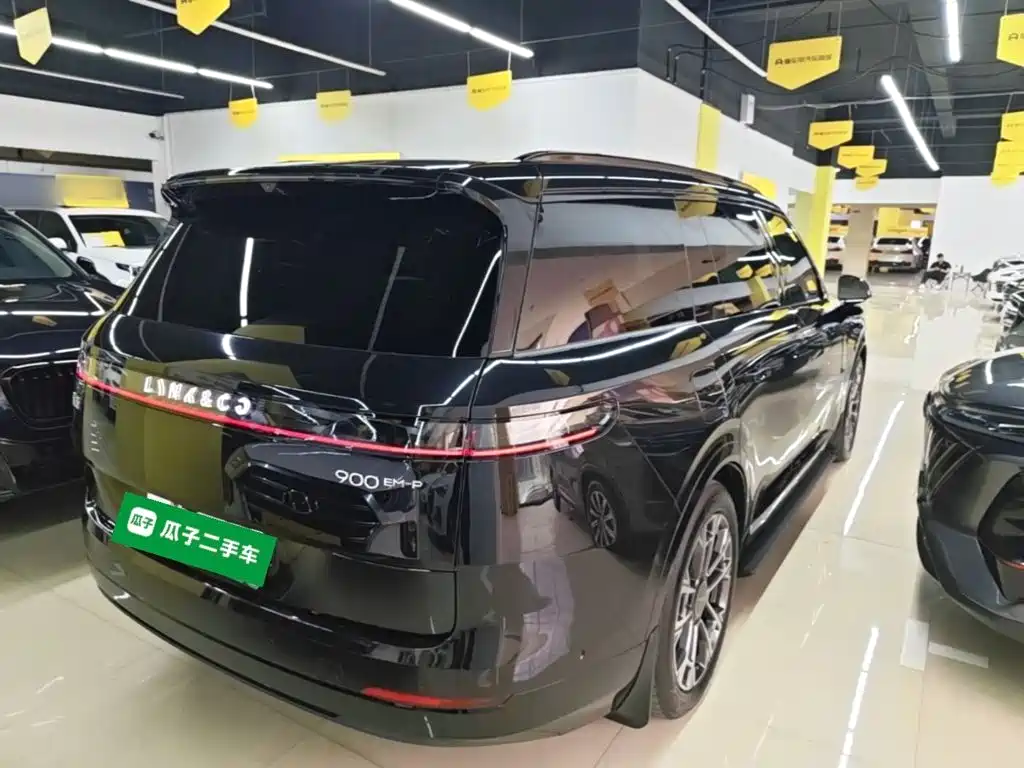 Lynk & Co 900 — миниатюра 7