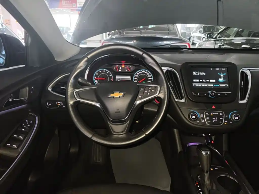 Chevrolet Malibu XL — миниатюра 11