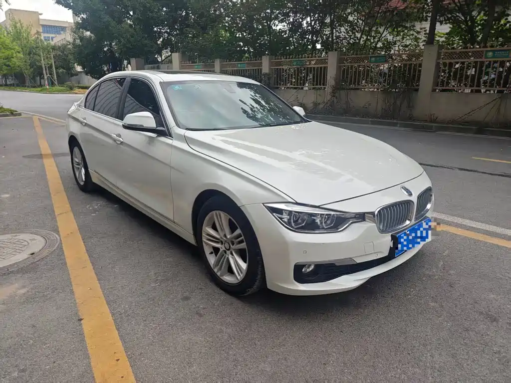BMW 3 Series — миниатюра 3