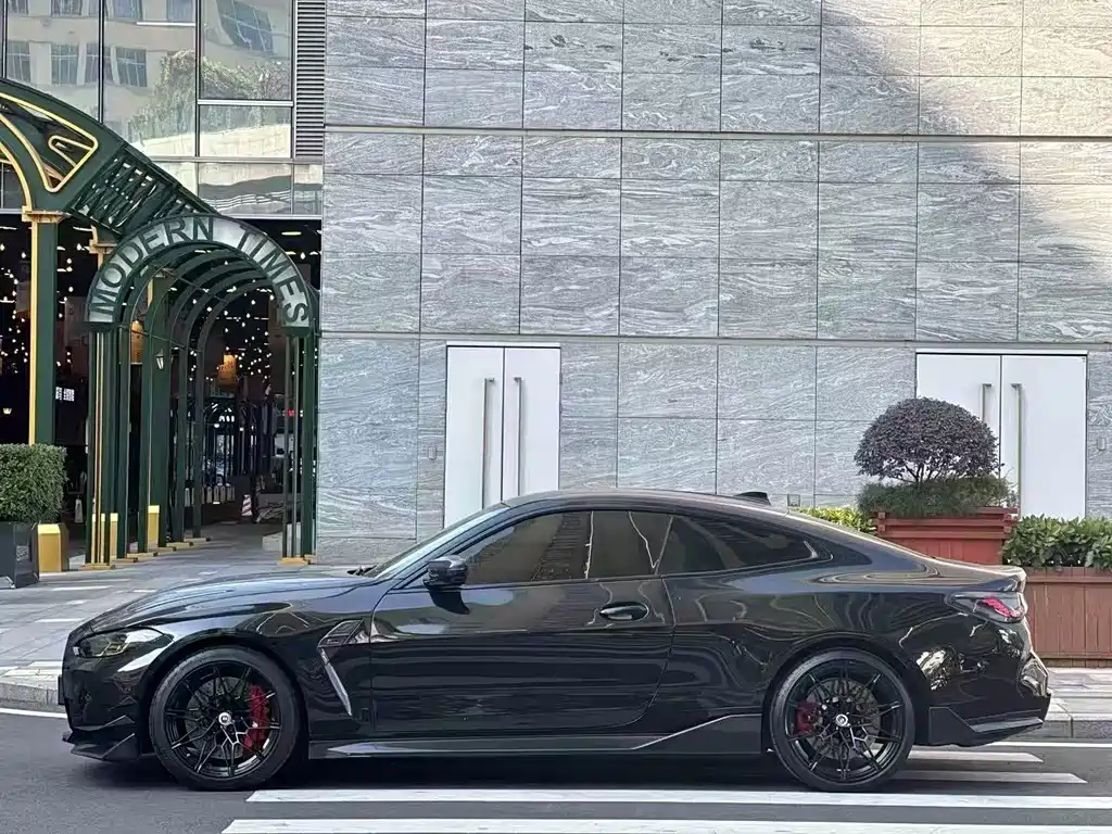 BMW M4 2021 M4