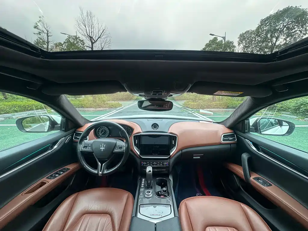 Maserati Ghibli — миниатюра 9