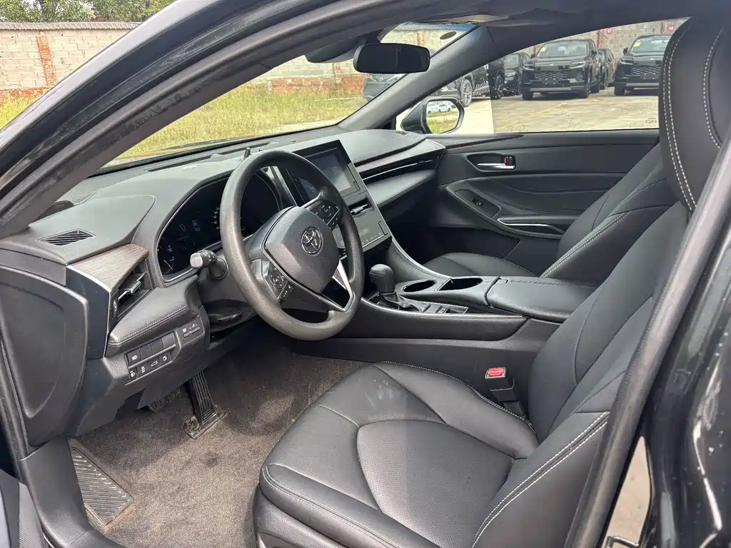 Toyota Avalon — миниатюра 8