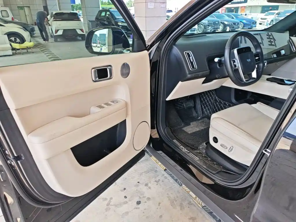 Li Auto Li L6 — миниатюра 16