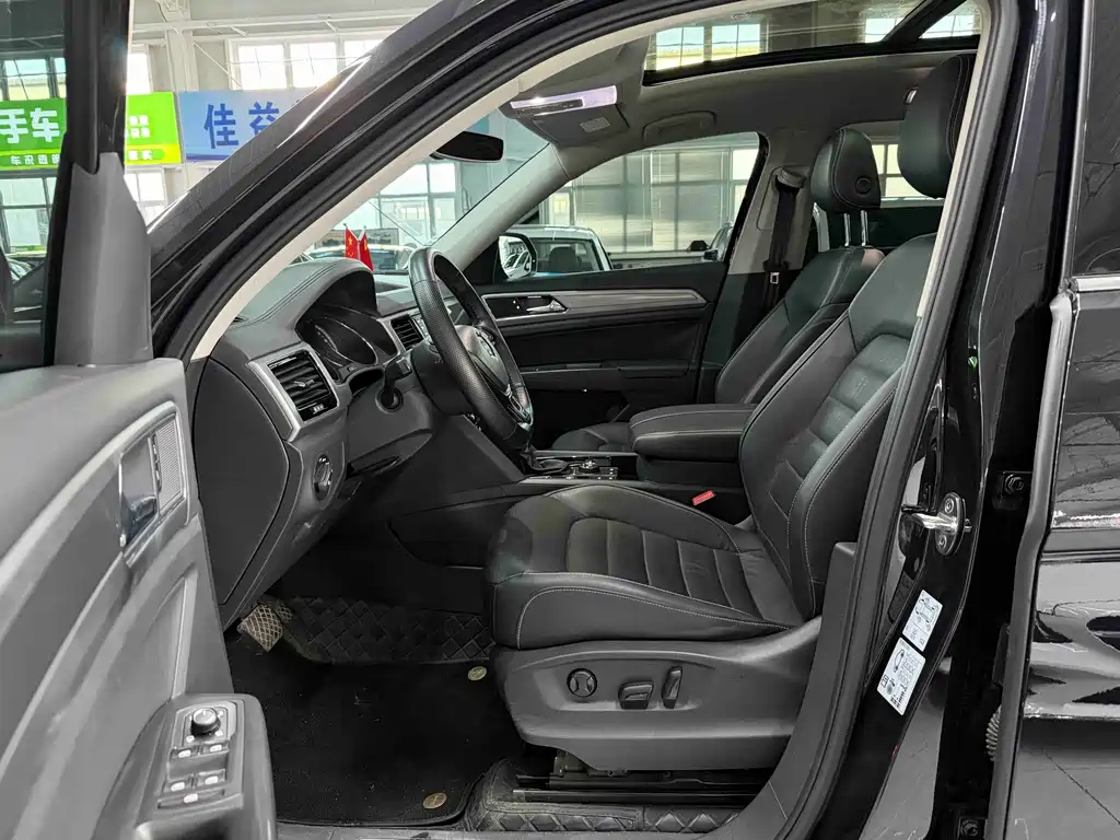Volkswagen Teramont — миниатюра 8