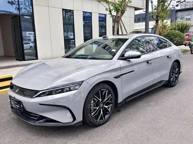 2025 BYD Han