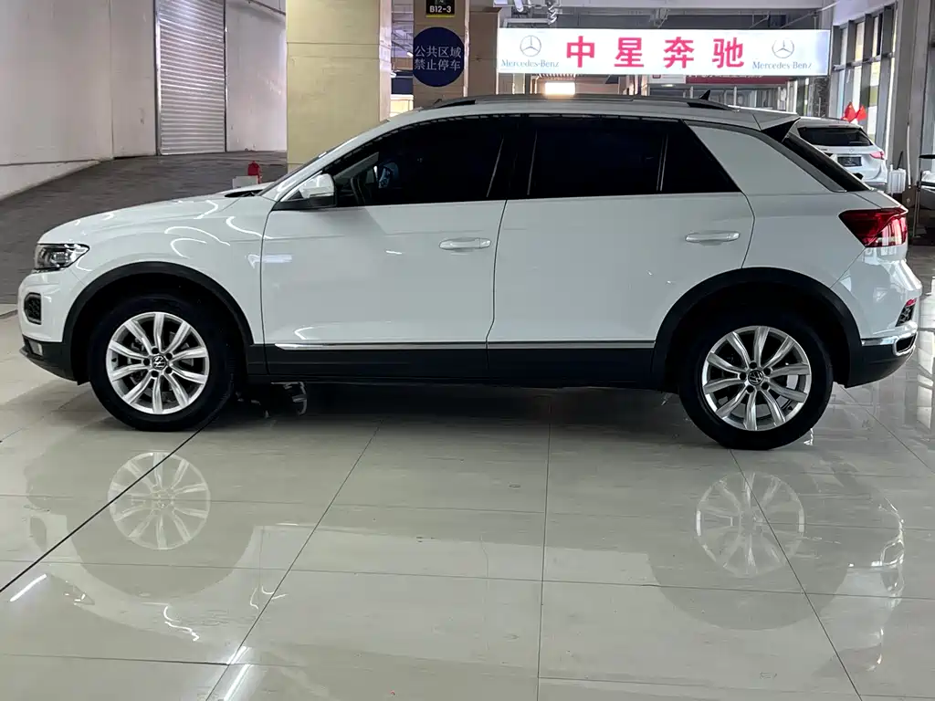 VOLKSWAGEN T ROC EXPLORING SONGS