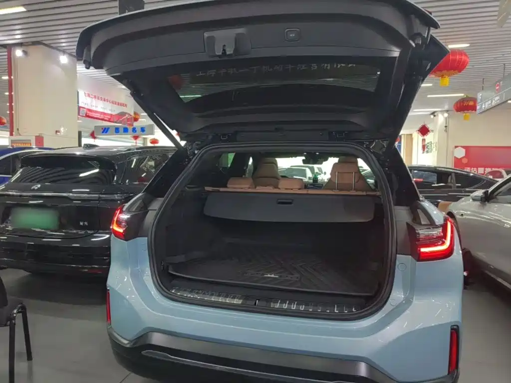NIO ES6 — миниатюра 19