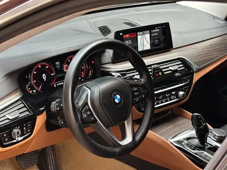 BMW 6 Series GT — миниатюра 6