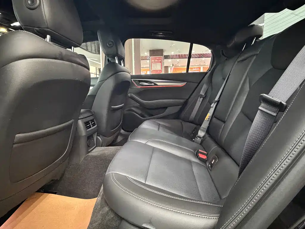 Cadillac CT5 — миниатюра 13