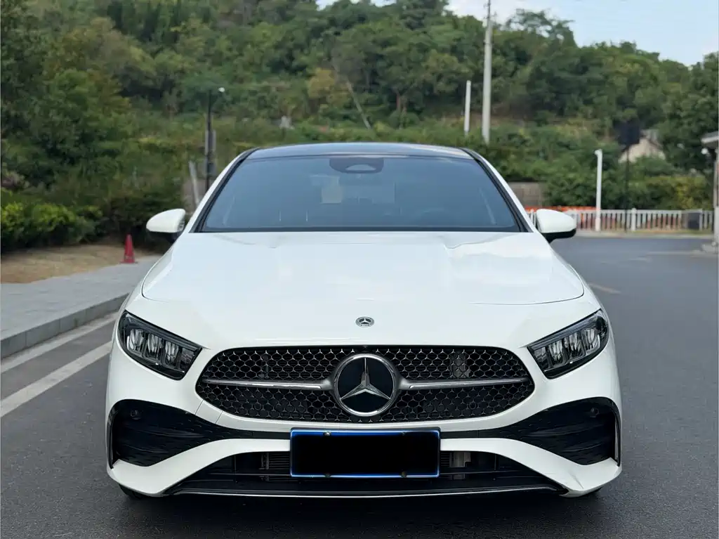 Mercedes-Benz A-Class — миниатюра 2