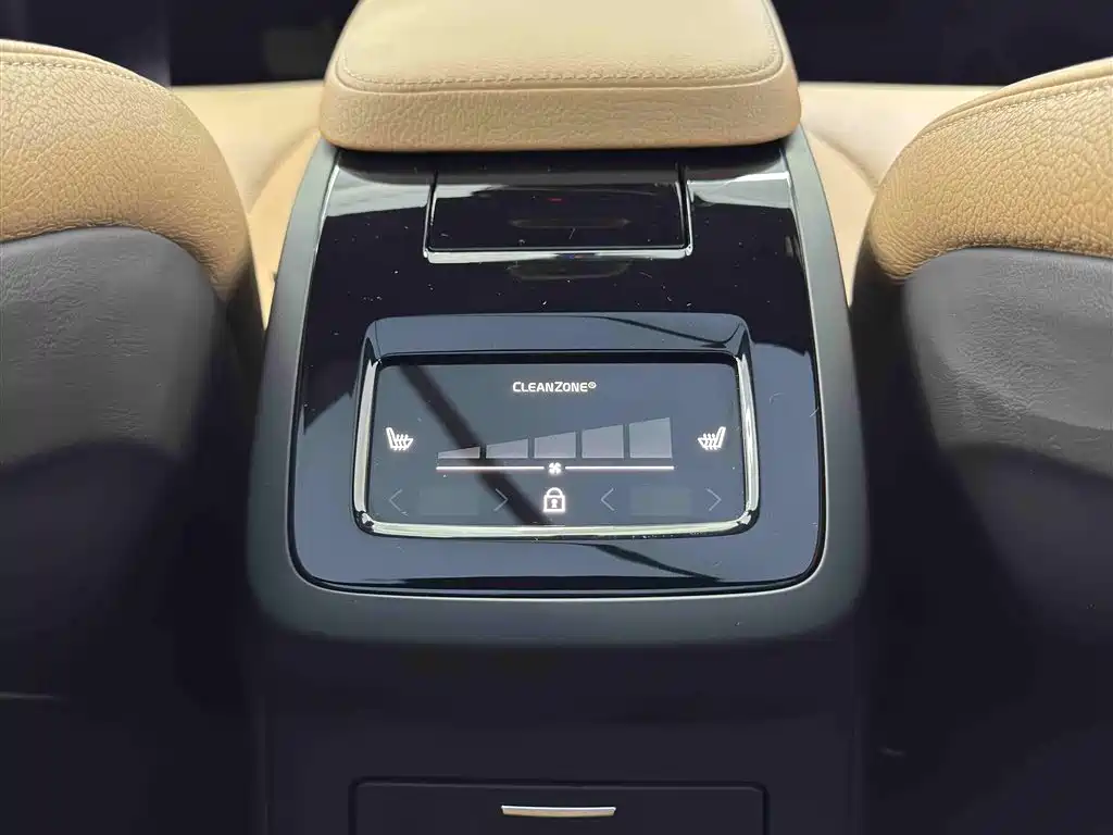 Volvo S90 2019 T8 E VI