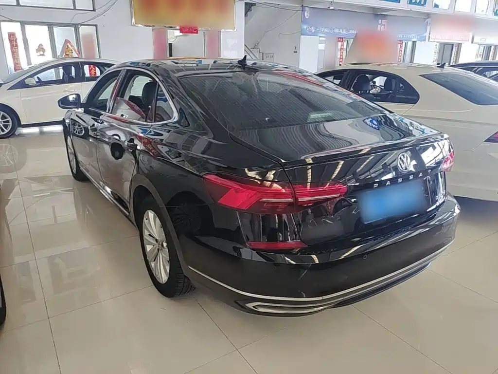 Volkswagen Passat — миниатюра 5