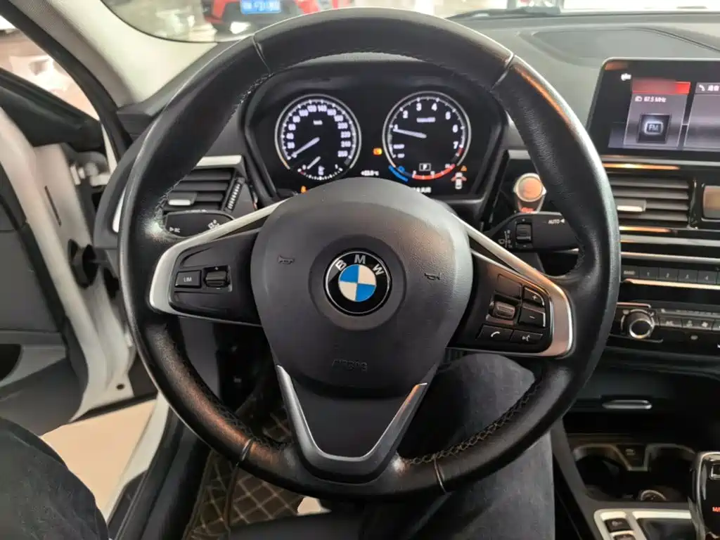BMW 1 Series — миниатюра 11