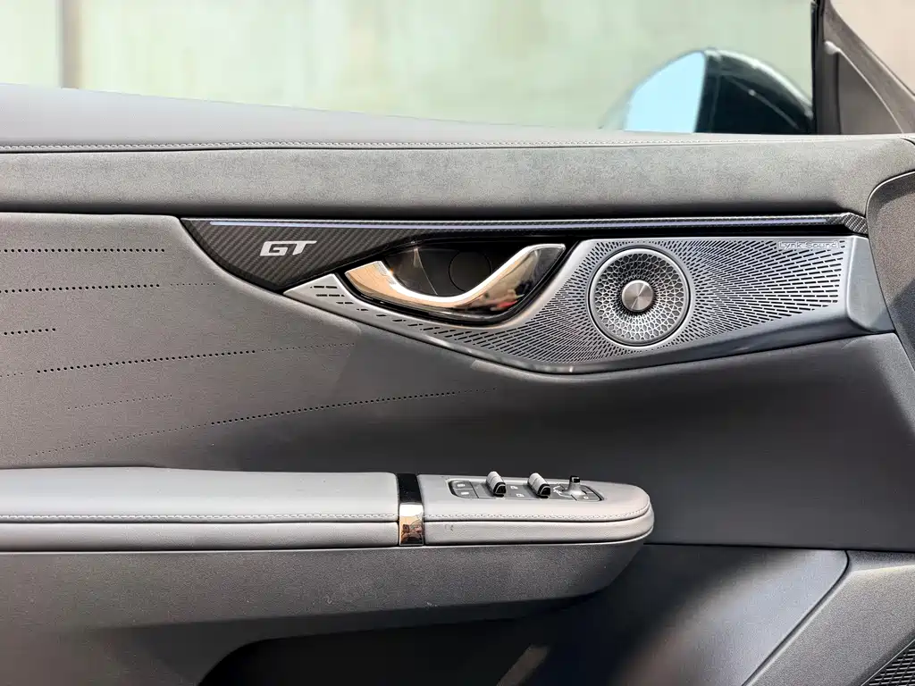 Lynk & Co 领克07GT — миниатюра 13