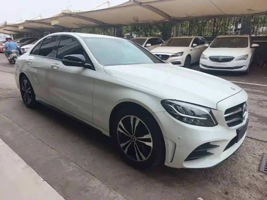 Mercedes-Benz C-Class — миниатюра 4