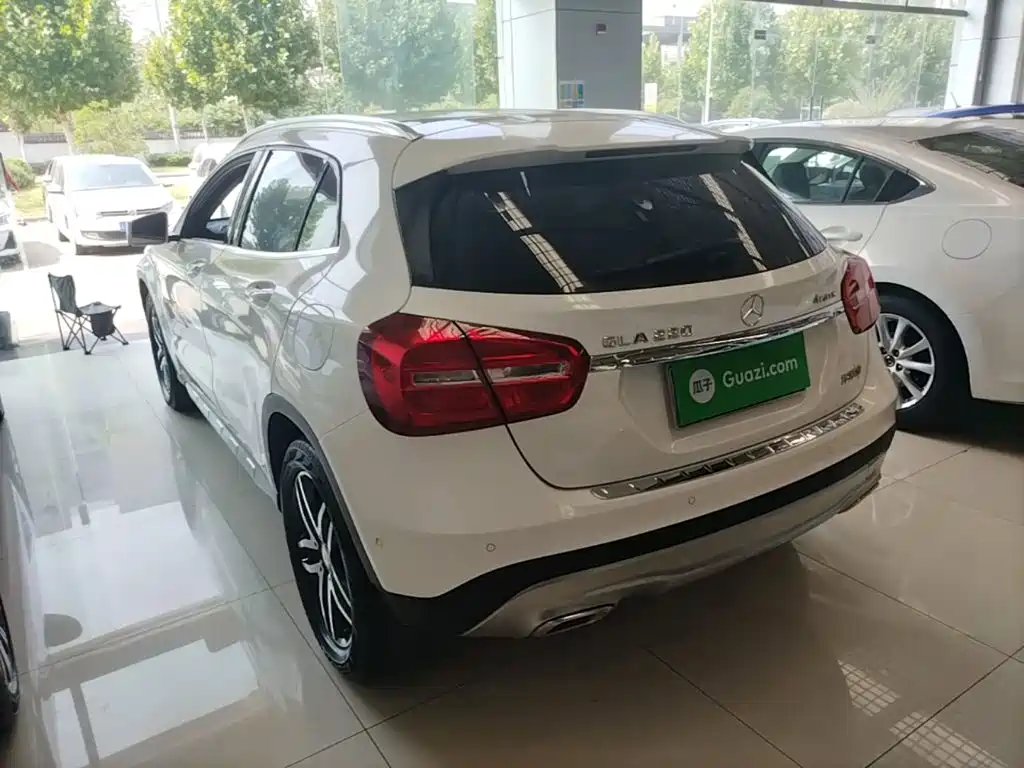 Mercedes-Benz GLA — миниатюра 5