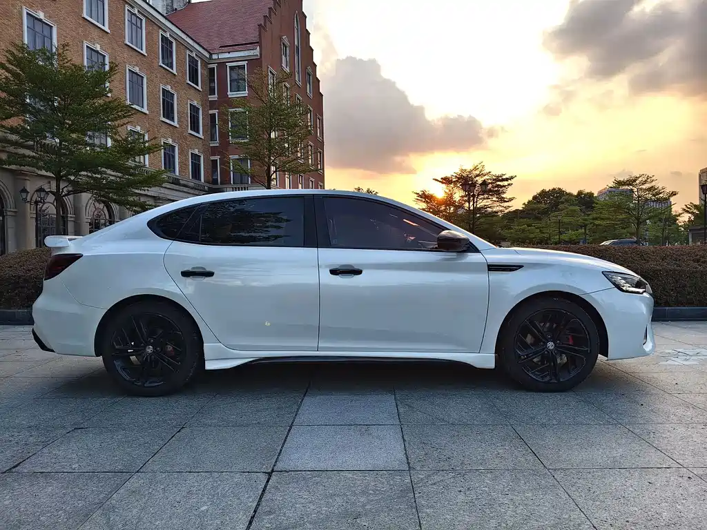 MG MG6 — миниатюра 4