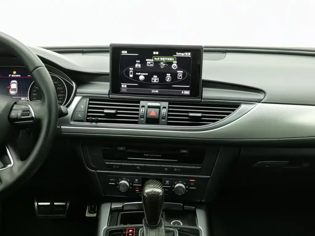 Audi A6L — миниатюра 12