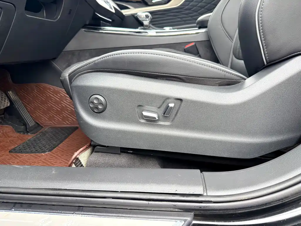 Hongqi Hongqi HS5 — миниатюра 18