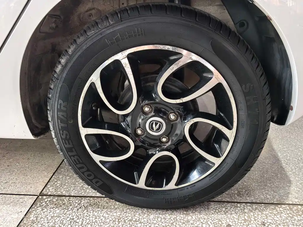 Changan BenBen — миниатюра 7