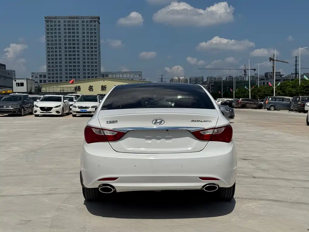 Hyundai Sonata — миниатюра 6