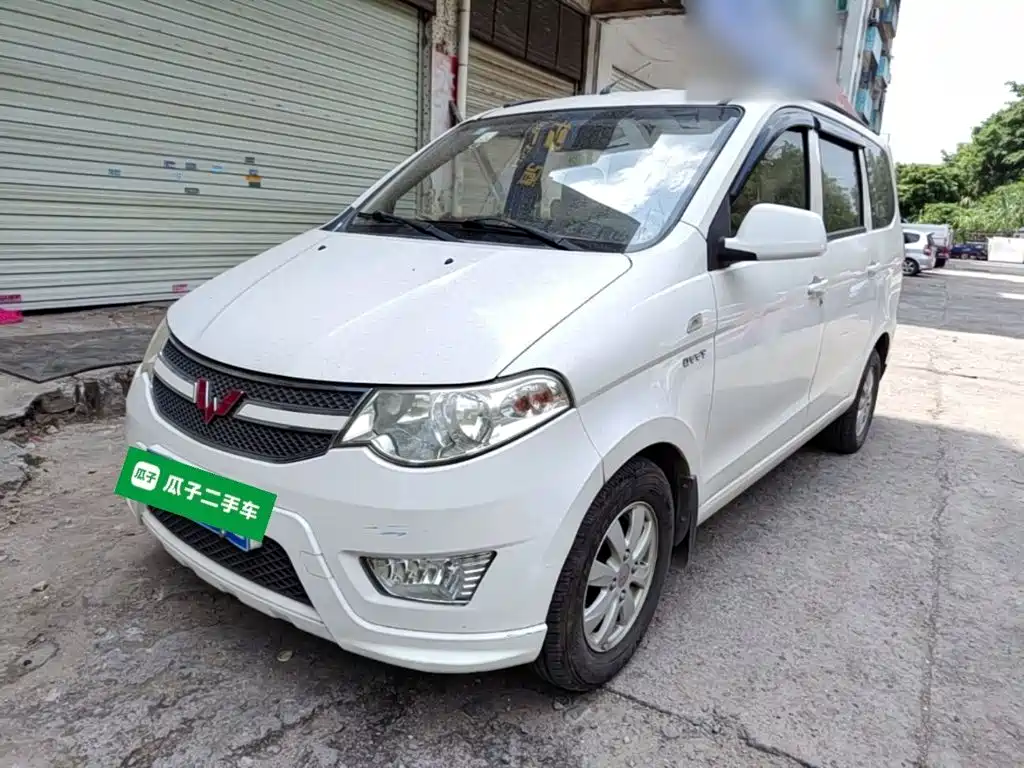 Wuling Hongguang — миниатюра 2