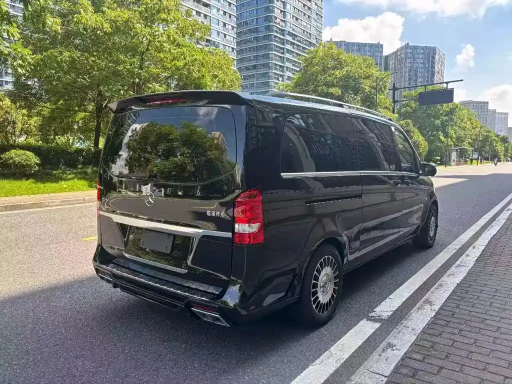 Mercedes-Benz Vito — миниатюра 4