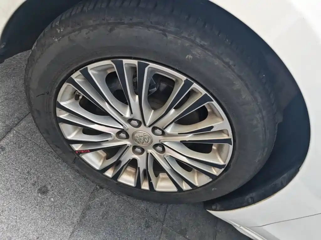 Buick Excelle — миниатюра 23