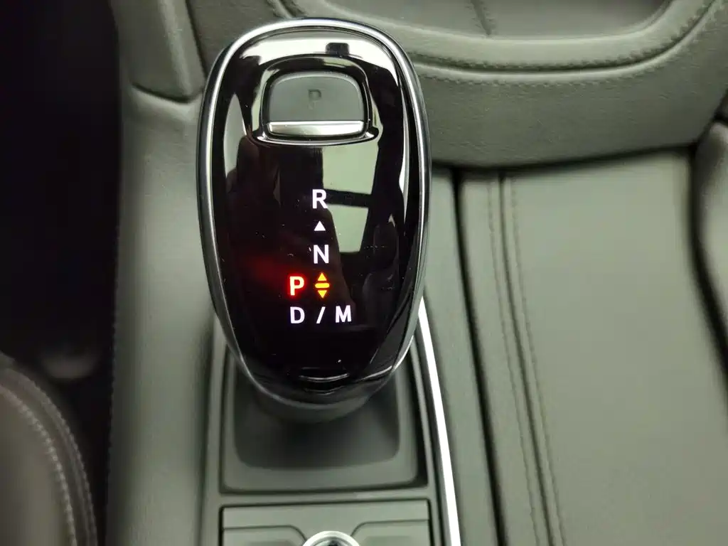 Cadillac XT6 — миниатюра 13