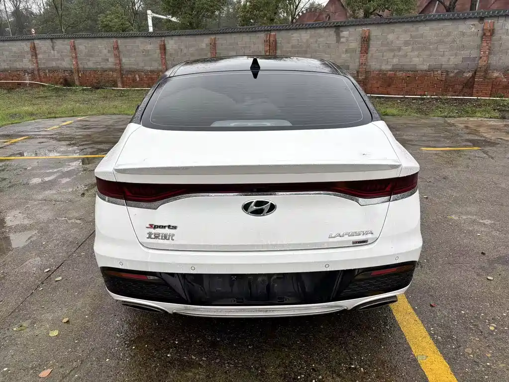 Hyundai Fista — миниатюра 6