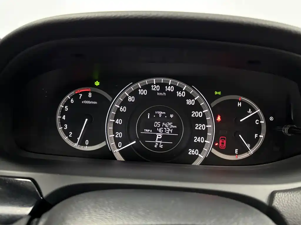 Honda Accord — миниатюра 17
