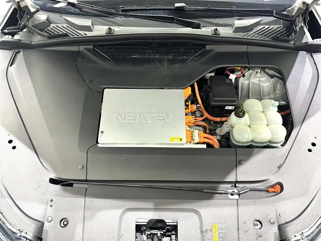 NIO ES6 — миниатюра 33