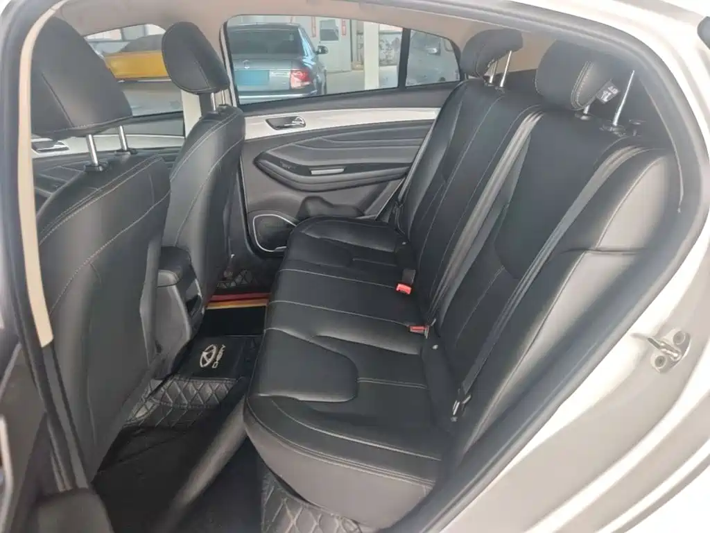 Chery Arrizo 5 — миниатюра 17