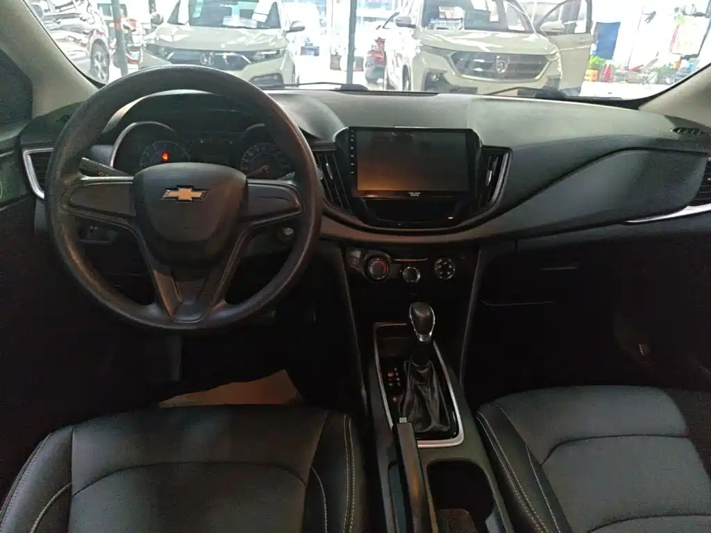 Chevrolet Cavalier — миниатюра 10