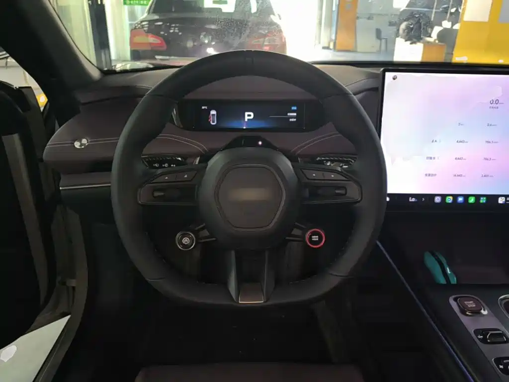 Xiaomi SU7 — миниатюра 11