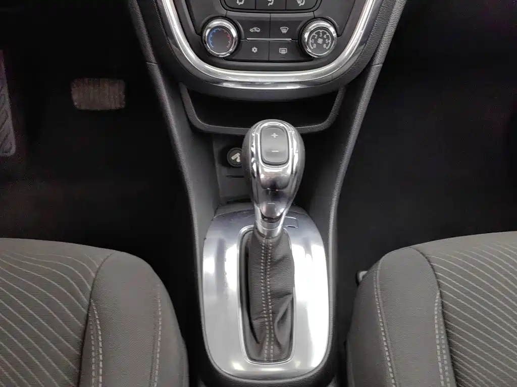 Buick Encore — миниатюра 13