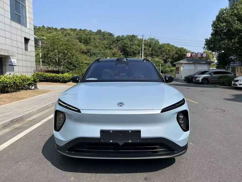 NIO ES6 — миниатюра 2