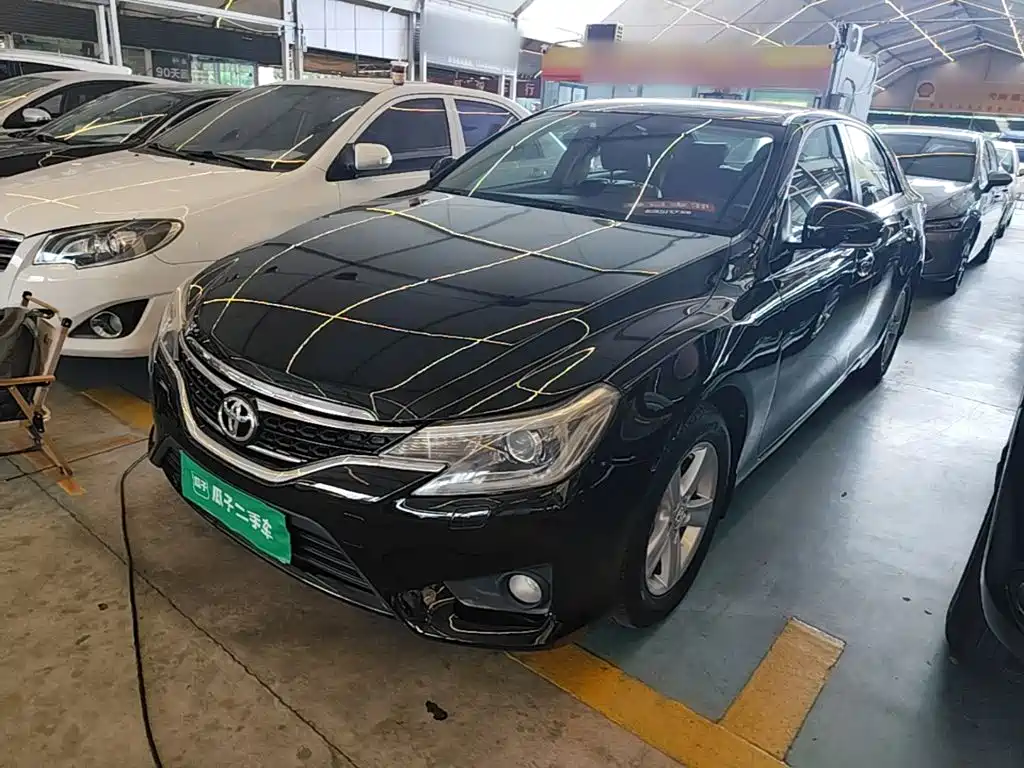 Toyota Reiz