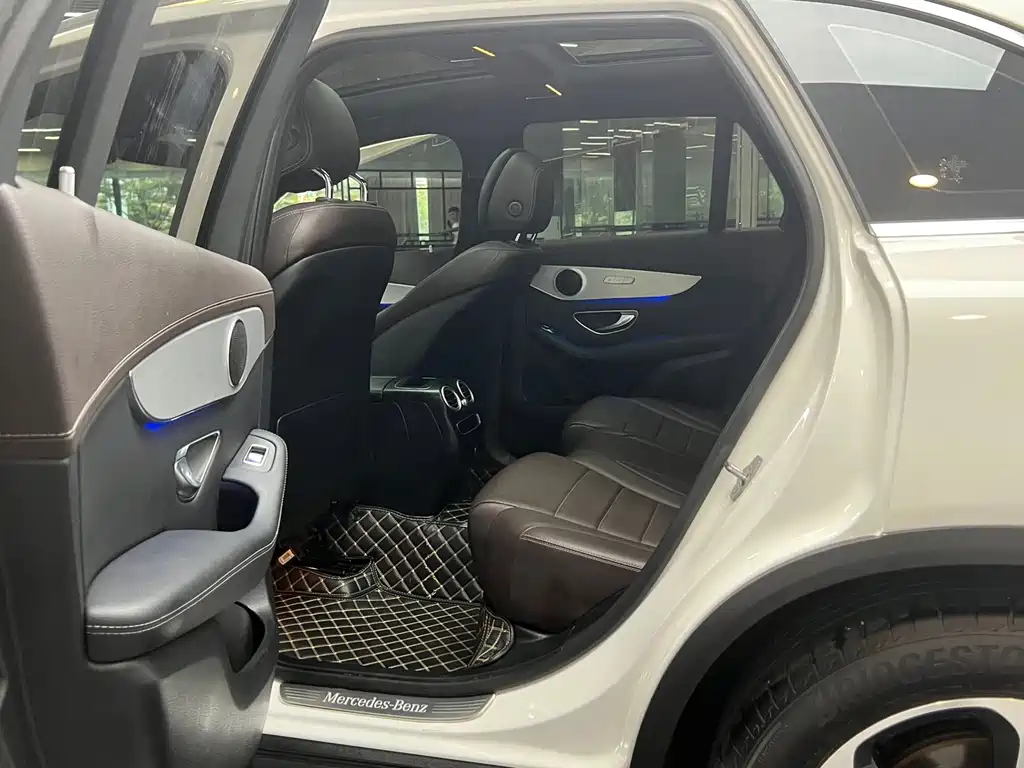 Mercedes-Benz GLC — миниатюра 11