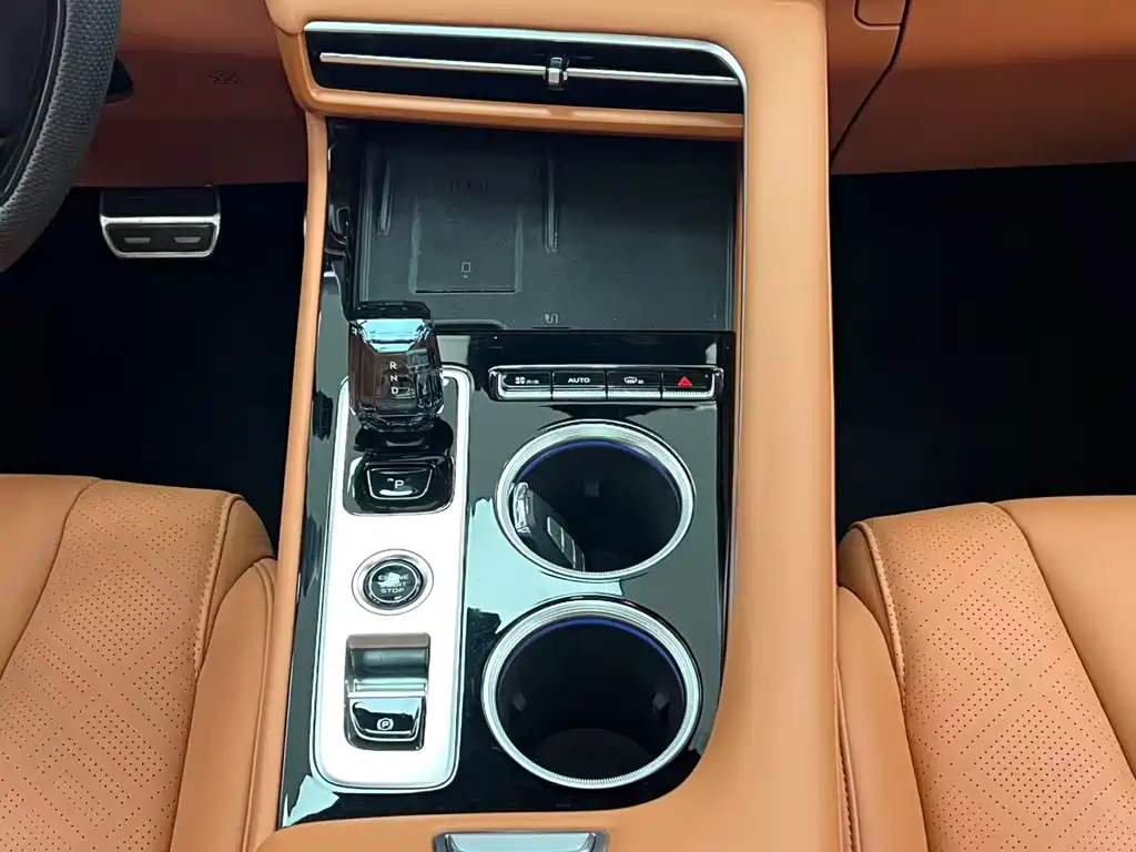 Geely Boyue — миниатюра 26