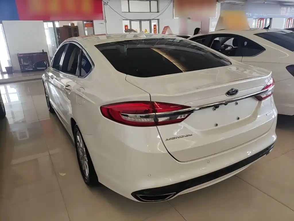 Ford Mondeo — миниатюра 5