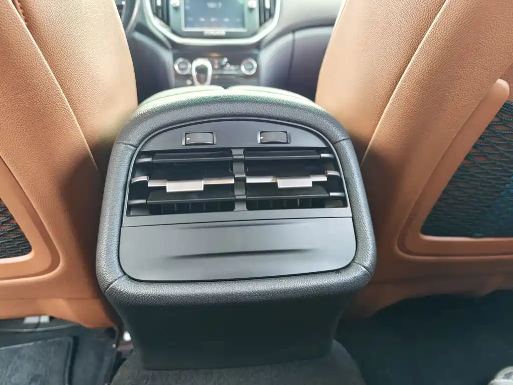 Maserati Ghibli — миниатюра 9