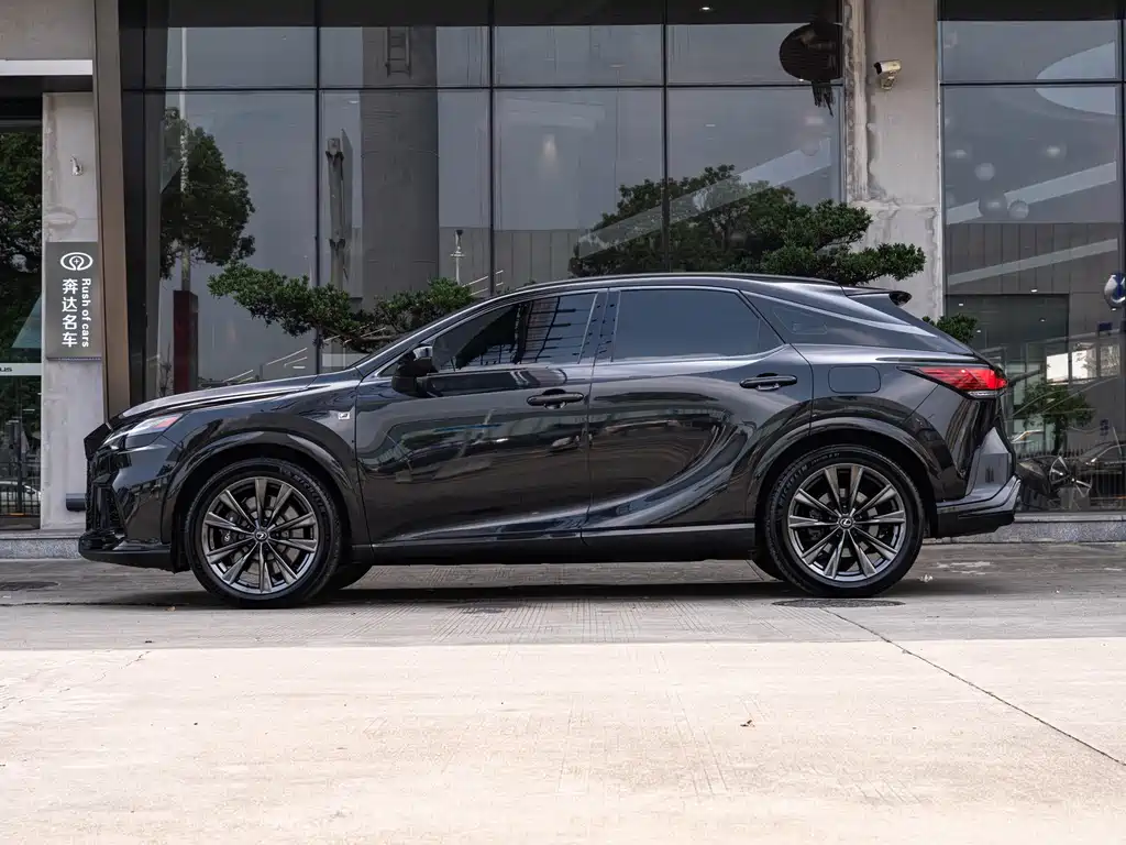 Lexus RX — миниатюра 4