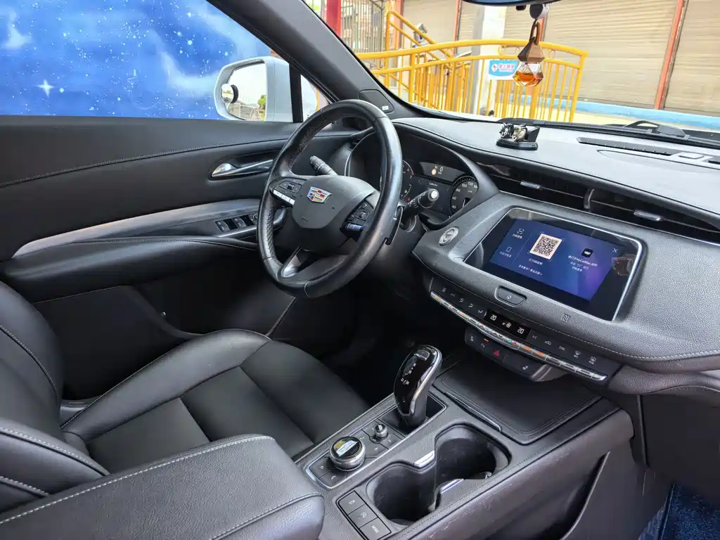 Cadillac XT4 — миниатюра 13