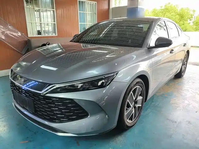 BYD Qin L